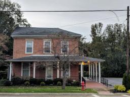 Howe-Wheeler-Boyer-Hornback Funeral Home in Piketon Ohio