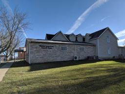 Armstrong Funeral Home in Mount Ayr Iowa