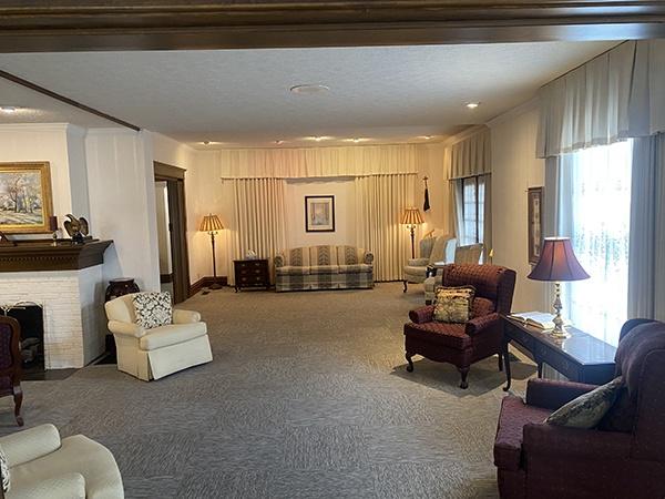 Macer-Hall Funeral Home in New Castle Indiana