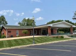 Reeves Funeral Homes building in Coal City, Illinois