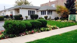 G. L. Hills Funeral Home in Des Plaines Illinois