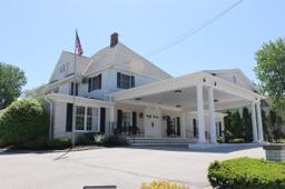 Schramka Funeral Home in Menomonee Falls Wisconsin