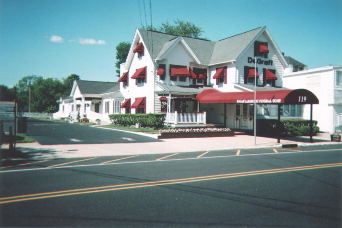 DeGraff Lakehurst Funeral Homes, Inc. building in Lakehurst, New Jersey
