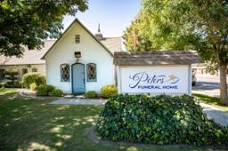 Peters Funeral Homes - Wasco building in Wasco, California