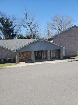 Agnew Funeral Home building in Greensboro, Alabama