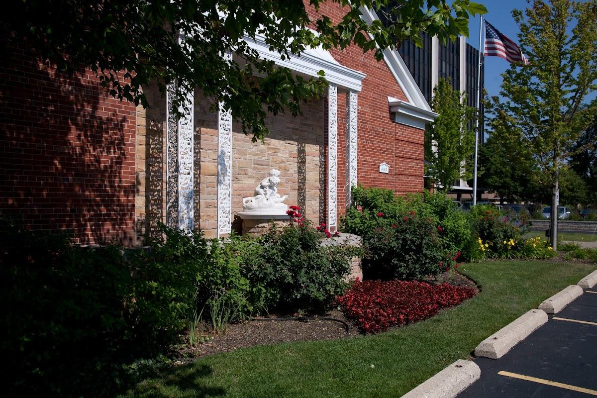 Adinamis Funeral Home in Chicago Illinois