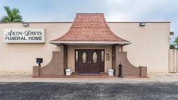 Akin-Davis Funeral Home in Clewiston Florida