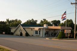 Allee-Holman-Howe Funeral Home in Camdenton Missouri