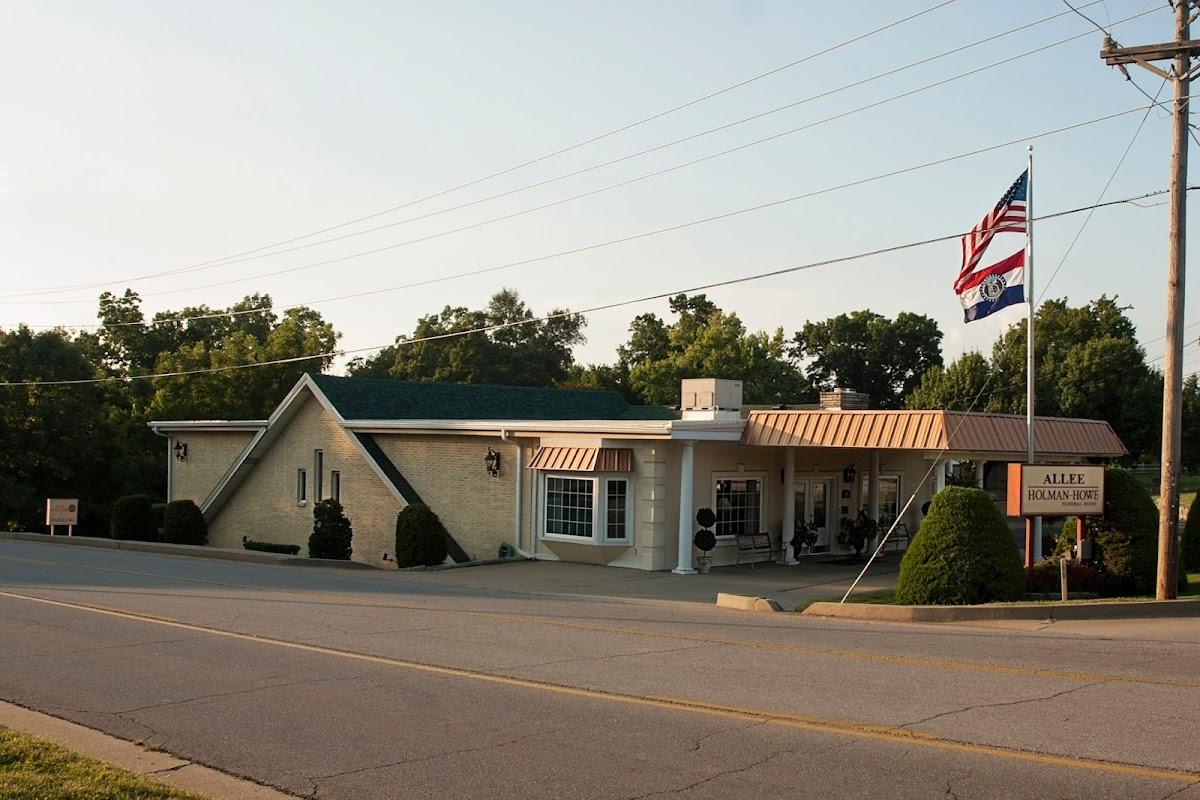 Allee-Holman-Howe Funeral Home in Camdenton Missouri