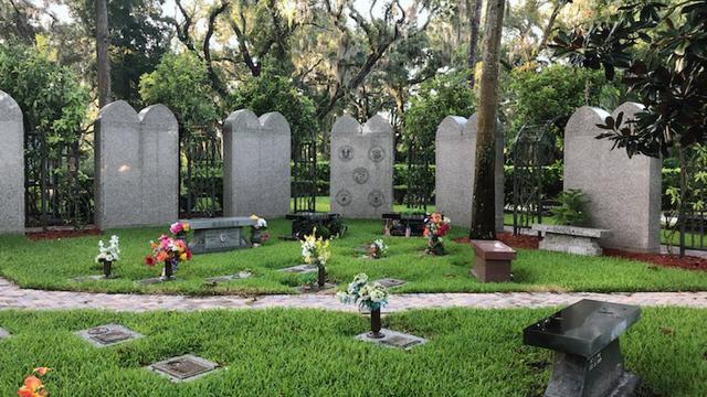 Baldwin-Fairchild Funeral Homes - Oaklawn Chapel in Sanford Florida