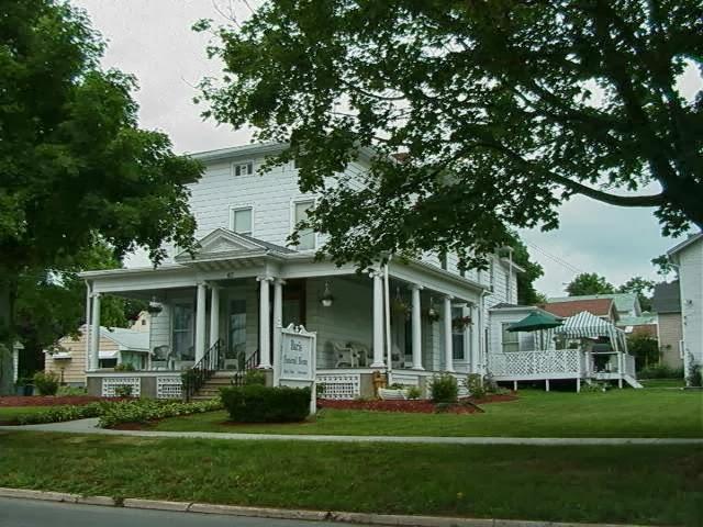 Baris Funeral Home in Clyde New York