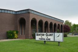 Benton-Glunt Funeral Home building in Henderson, Kentucky