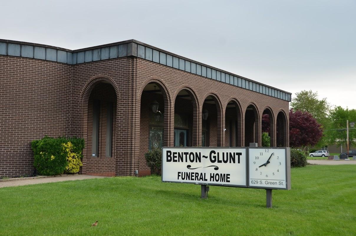 Benton-Glunt Funeral Home building in Henderson, Kentucky