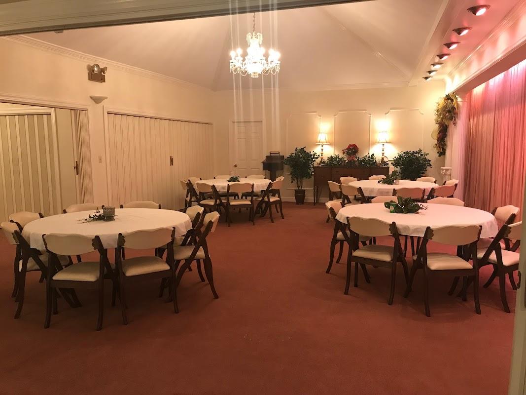 Beshear Funeral Home building in Dawson Springs, Kentucky