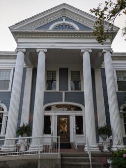 Burkholder Funeral Chapel in Seymour Indiana