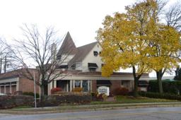 Burnett-Dane Funeral Home in Libertyville Illinois