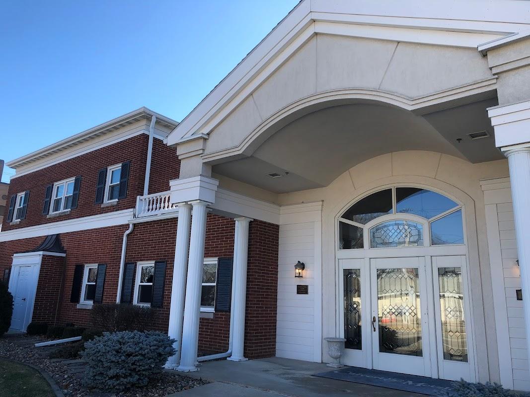 Calvert & Metzler Memorial Home building in Carlock, Illinois
