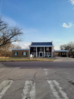 Clary Funeral Consultants building in Peoria, Illinois