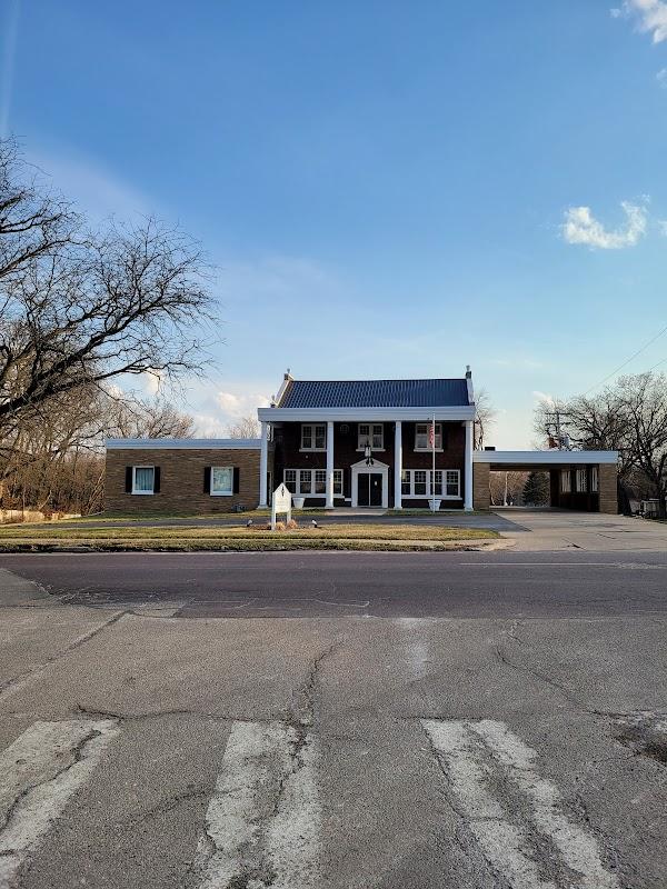 Clary Funeral Consultants building in Peoria, Illinois