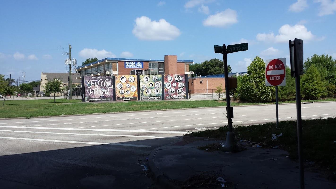 Clay & Clay Funeral Home in Houston Texas