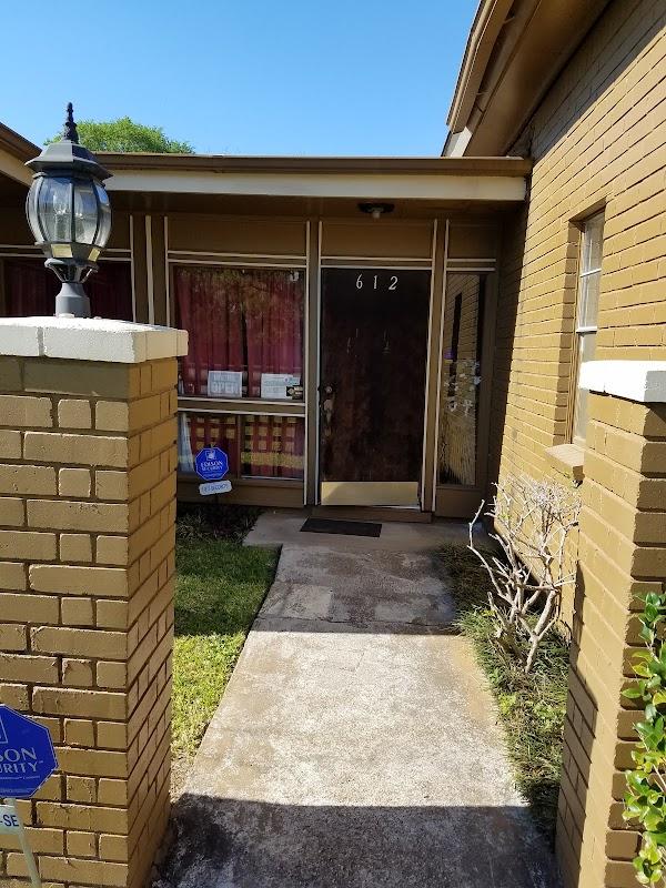 Collins-Johnson Funeral Home building in Conroe, Texas