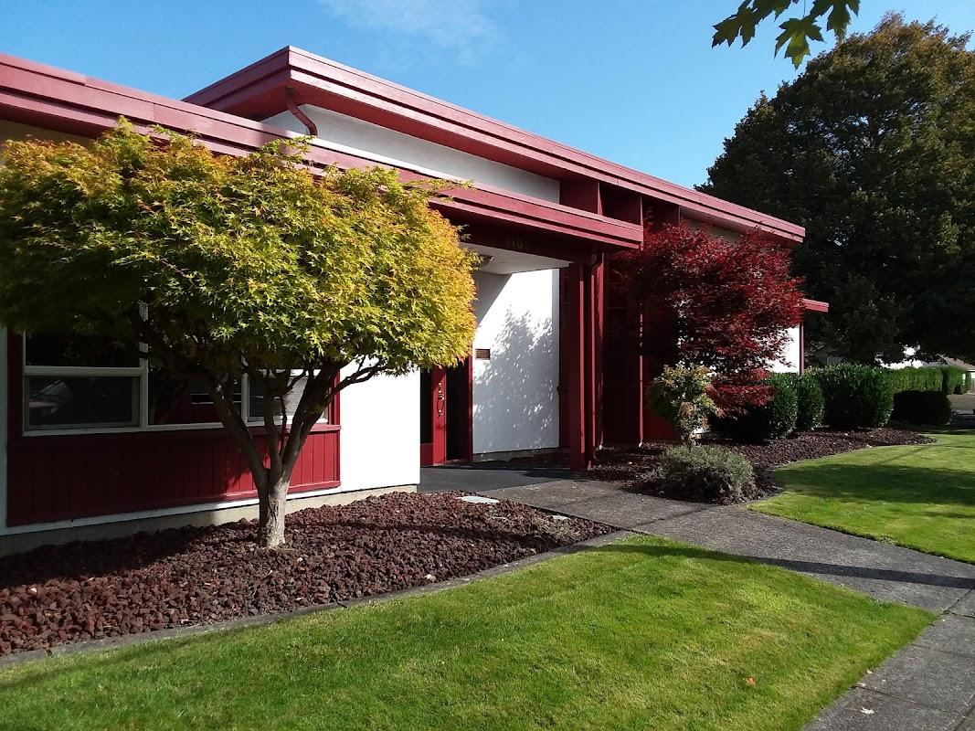 Columbia Funeral Service building in Longview, Washington