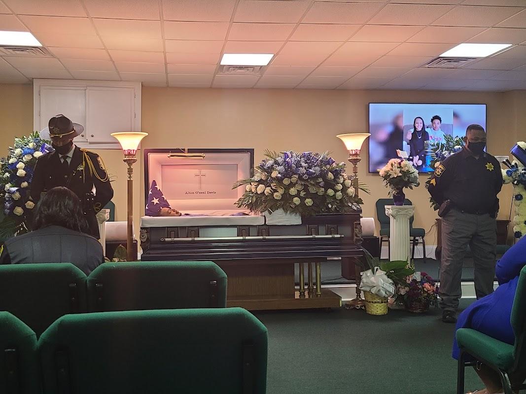 Congleton Memorial Mortuary in Greenville North Carolina