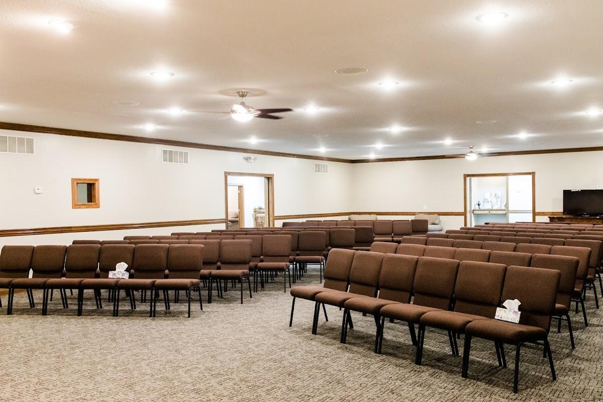 De Clue Family Funeral Home in Potosi Missouri