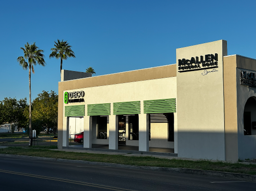 Deco Familia Hidalgo Funeral Home in Hidalgo Texas