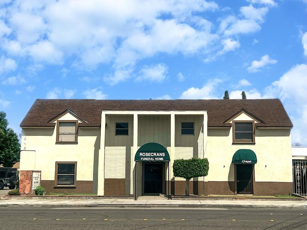 Deco Familia building in Paramount, California