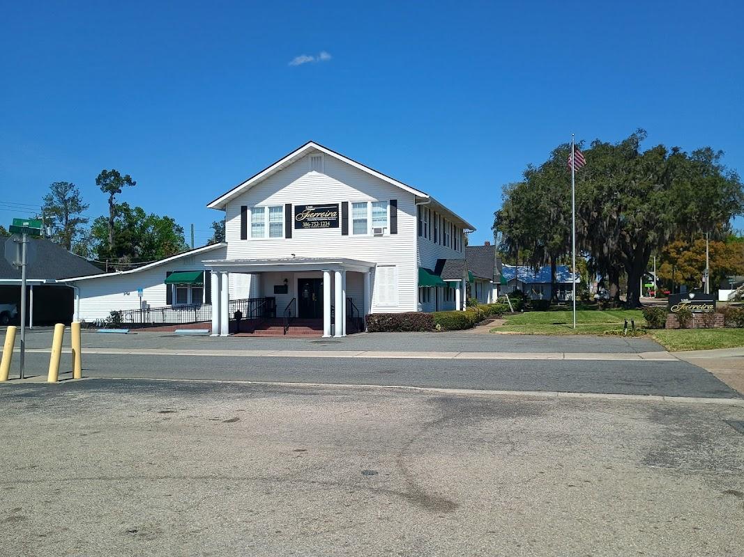 Dees-Parrish Funeral Home building in Lake City, Florida