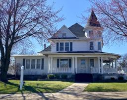 DeRoo Funeral Home in Moline Illinois