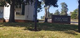 Dickie Allen Funeral Home in Cushing Texas
