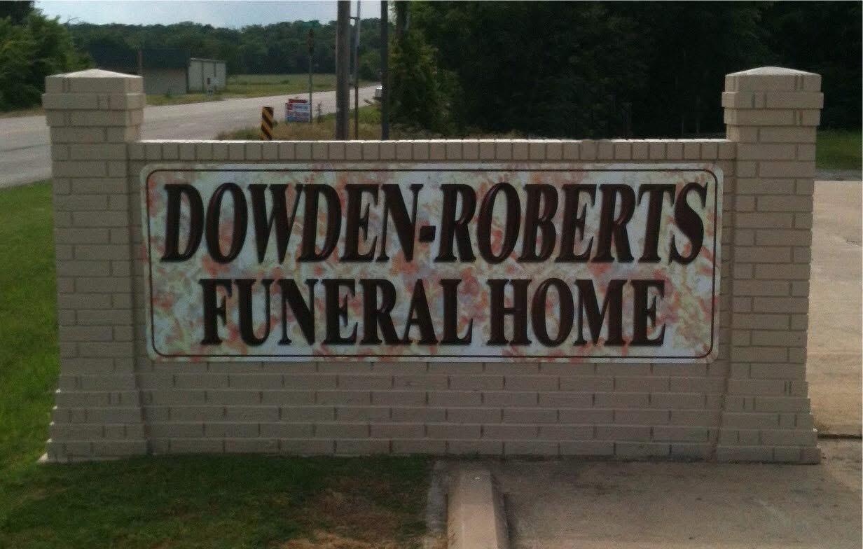 Dowden-Roberts Funeral Home in Heavener Oklahoma