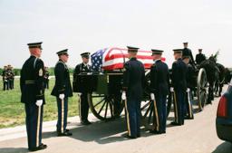Drake Whaley McCarty Funeral Home building in Cynthiana, Kentucky