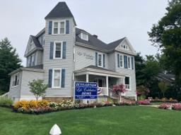 Dunn-Givnish Funeral Home in Langhorne Pennsylvania