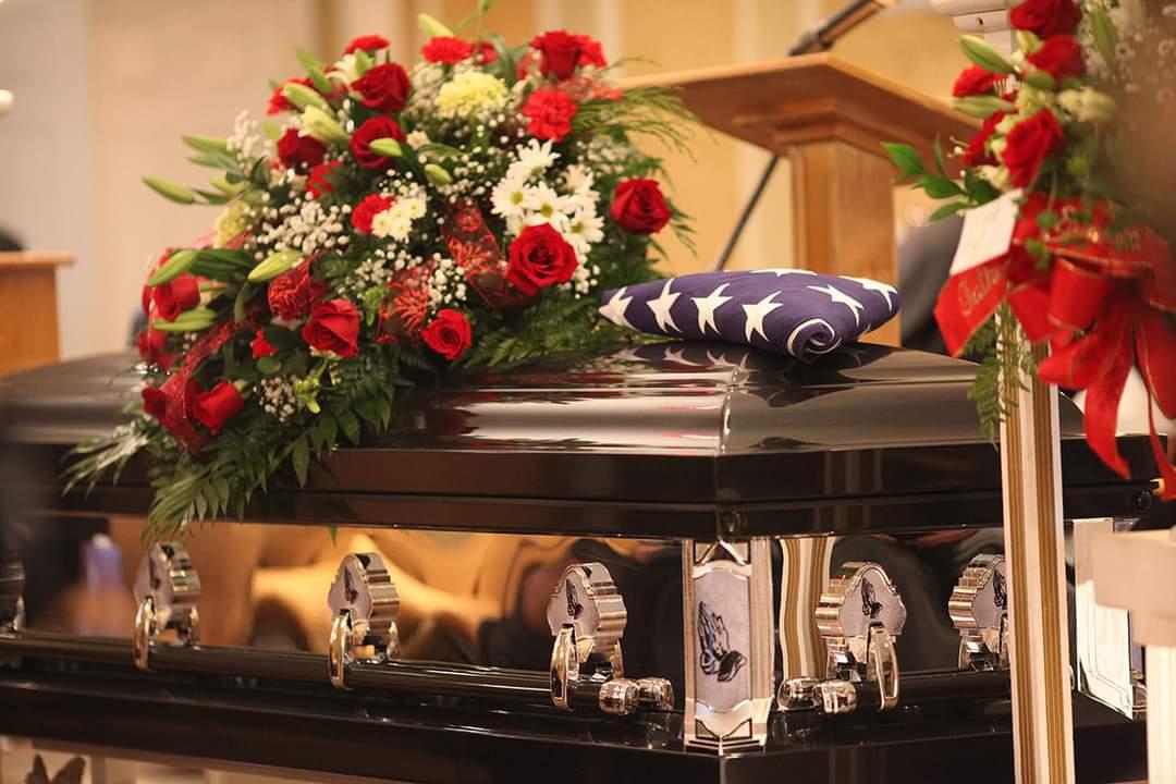 Elliott Mortuary building in Madisonville, Kentucky