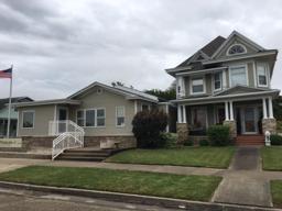 Feigum Funeral Home building in Pierre, South Dakota