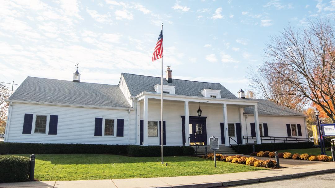 Flanner and Buchanan Funeral Center - Zionsville building in Zionsville, Indiana