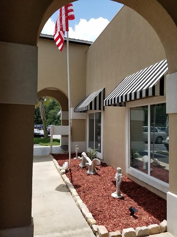 Cason Funeral Service building in Foley, Alabama