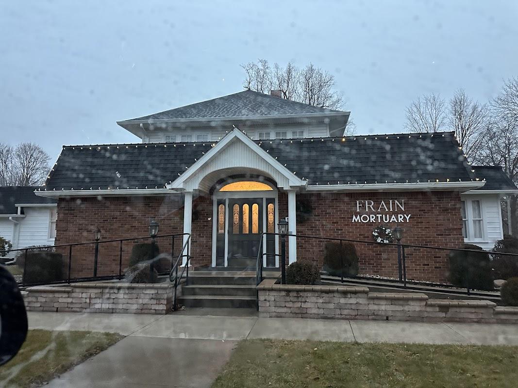 Frain Mortuary in Winamac Indiana