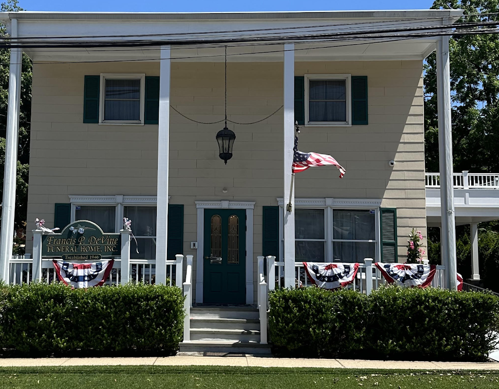 Francis P Devine Funeral Home Inc in Oyster Bay New York