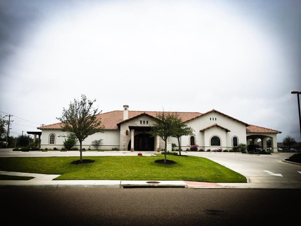 Fred Dickey Funeral & Cremation Service building in Laredo, Texas