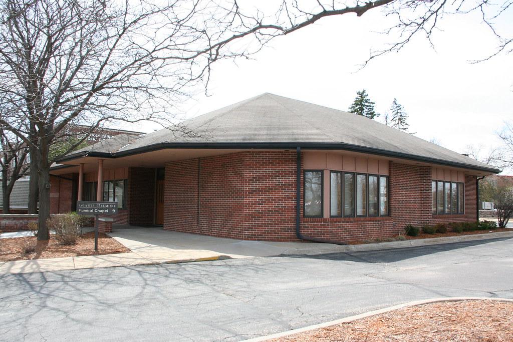 Gearty-Delmore Park Funeral Chapel in Saint Louis Park Minnesota
