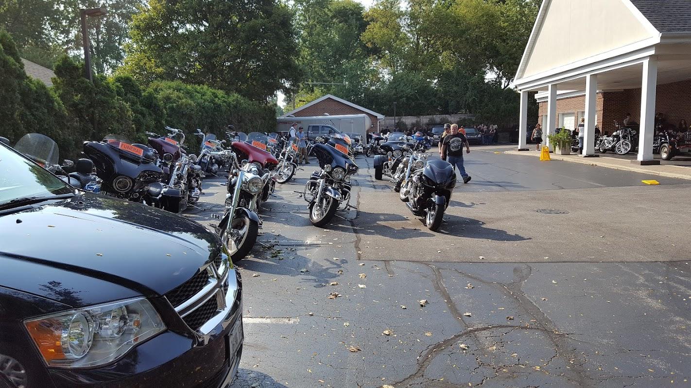 Glueckert Funeral Home in Arlington Heights Illinois