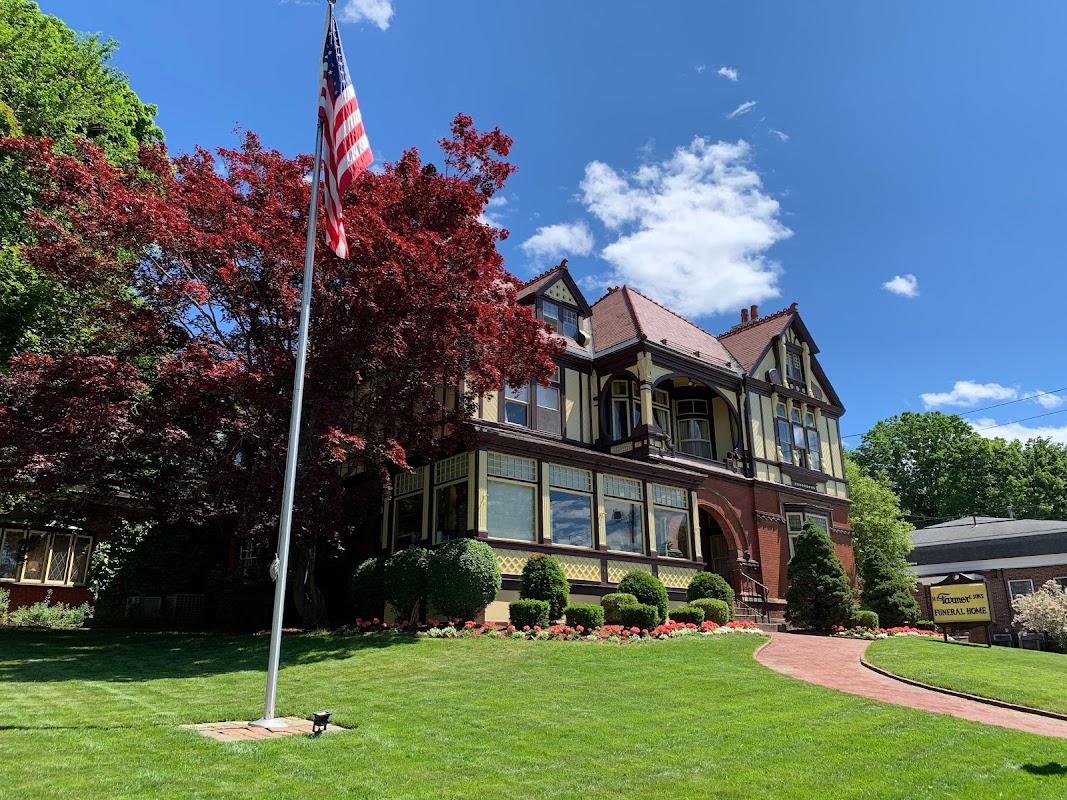 H. L. Farmer & Sons Funeral Homes in Haverhill Massachusetts