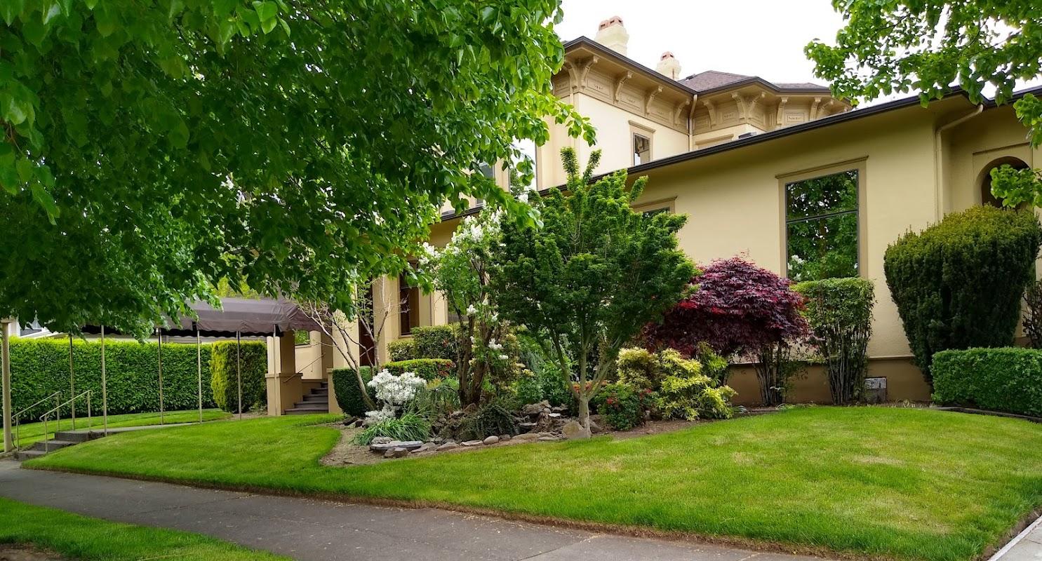 Hamilton-Mylan Funeral Home in Vancouver Washington