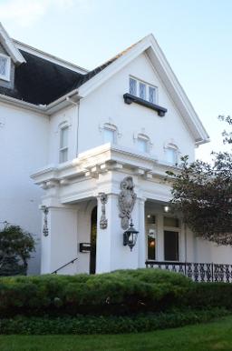 Hartzler-Gutermuth-Inman Funeral Home building in Elkhart, Indiana