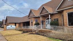 Heartfield Funeral Home building in Belton, Texas