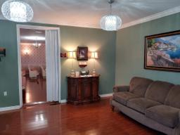 Hickman-Strunk Funeral Home building in Whitley City, Kentucky